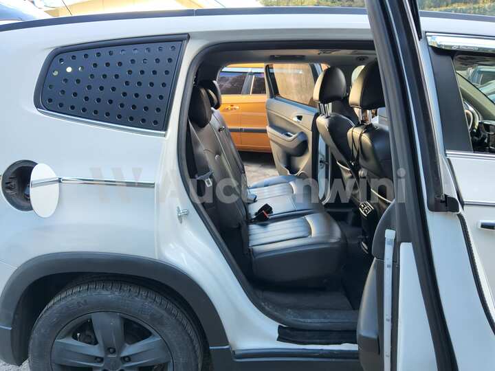Chevrolet Orlando 2013 — 56