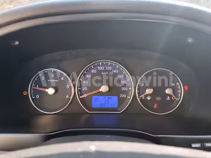 Hyundai SantaFe 2011 — 34