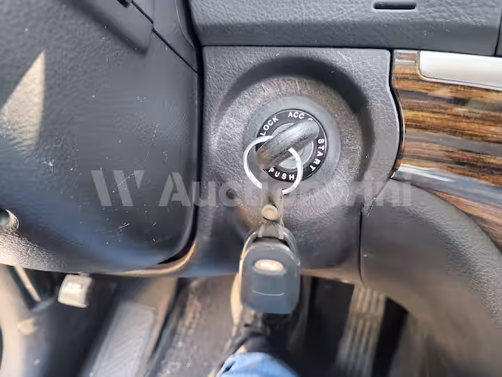 Hyundai SantaFe 2011 — 37