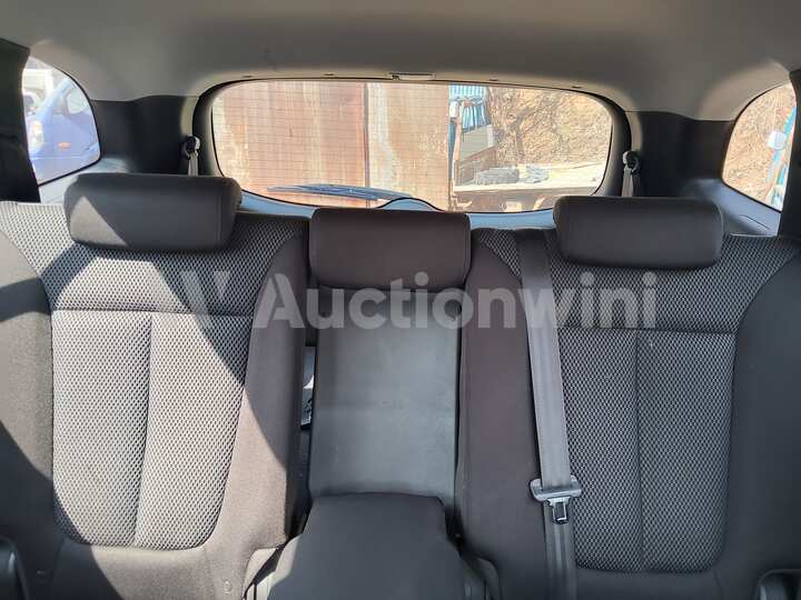 Hyundai SantaFe 2011 — 41