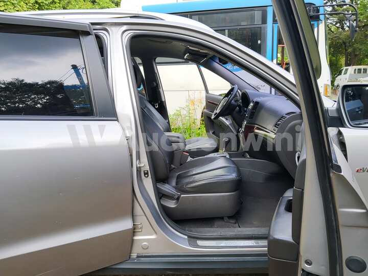 Hyundai SantaFe 2010 — 61