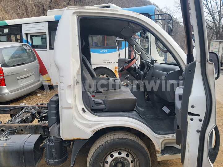 Kia Bongo3 2015 — 49