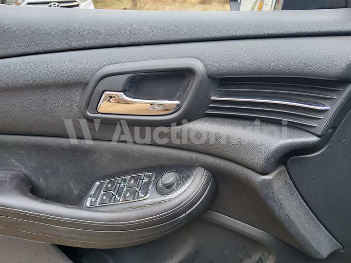 Chevrolet Malibu 2015 — 32