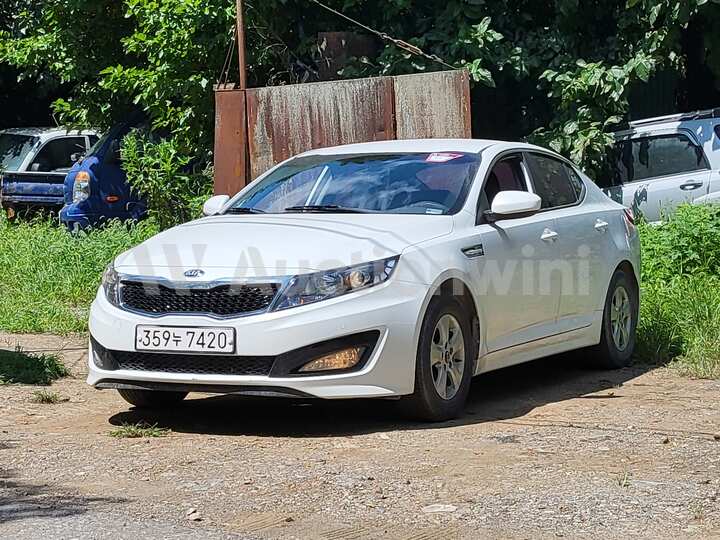 Kia K5 2013 — 2