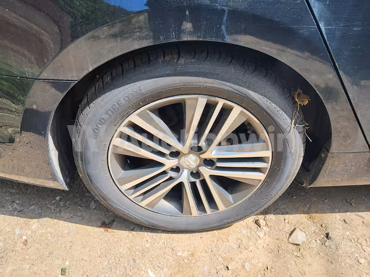 Hyundai Grandeur 2014 — 16