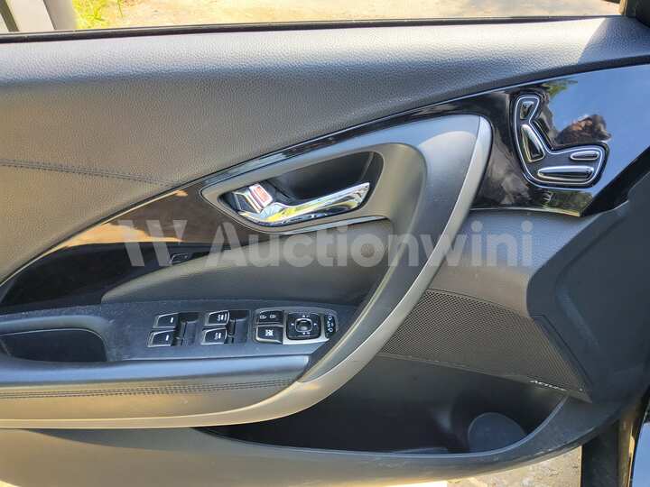 Hyundai Grandeur 2014 — 32