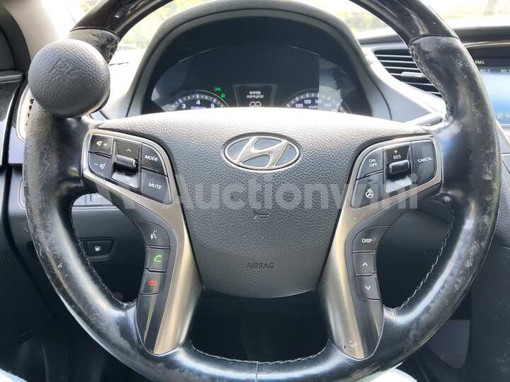 Hyundai Grandeur 2014 — 36