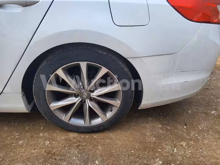 Hyundai Grandeur 2011 — 12