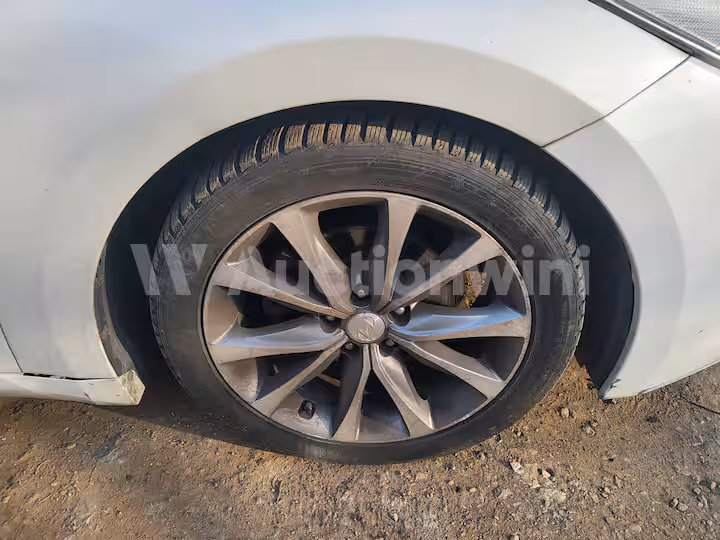 Hyundai Grandeur 2011 — 17