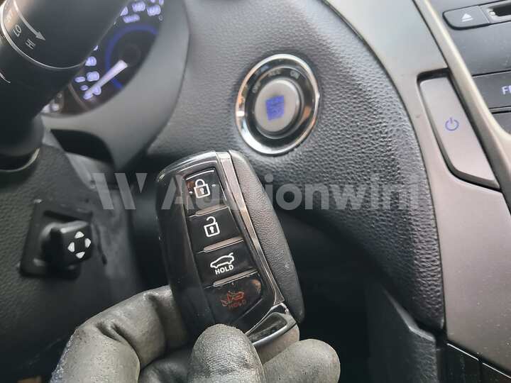 Hyundai Grandeur 2011 — 36