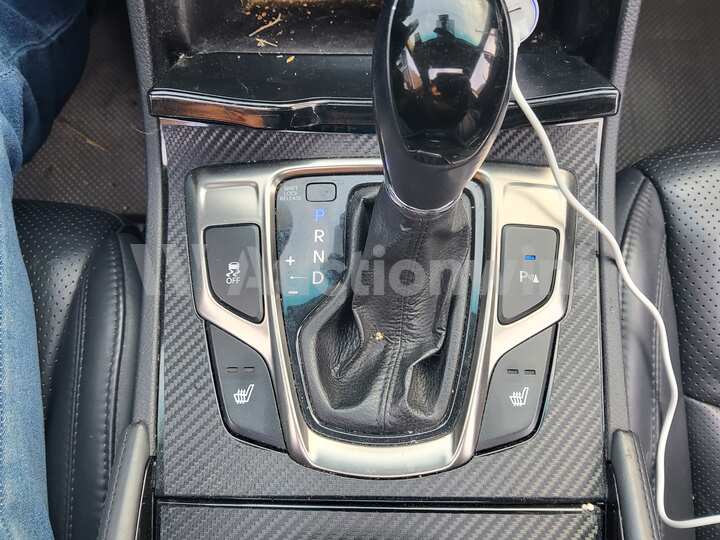 Hyundai Grandeur 2011 — 39