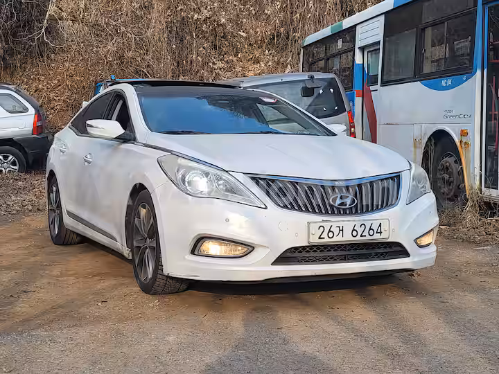 Hyundai Grandeur 2011 — 5