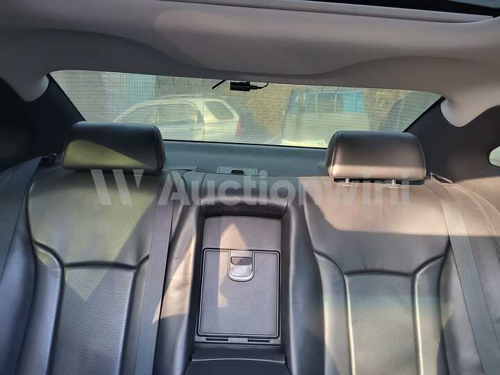 Hyundai Grandeur 2011 — 41