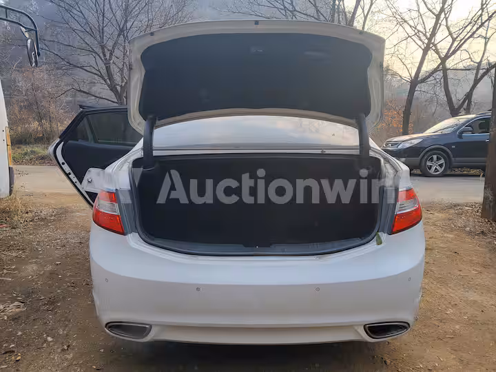 Hyundai Grandeur 2011 — 51