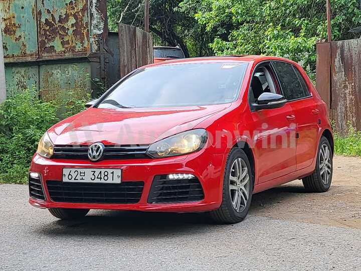 Volkswagen Golf 2011 — 2