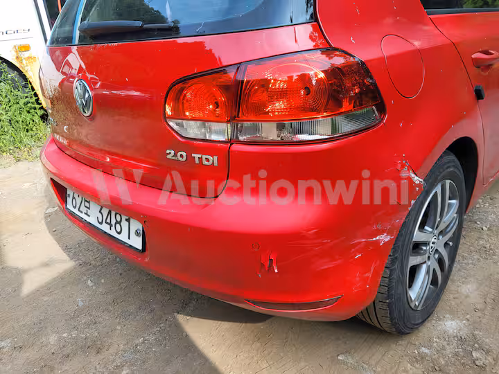 Volkswagen Golf 2011 — 17