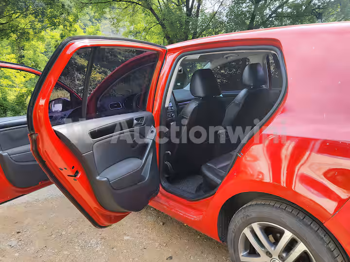 Volkswagen Golf 2011 — 51