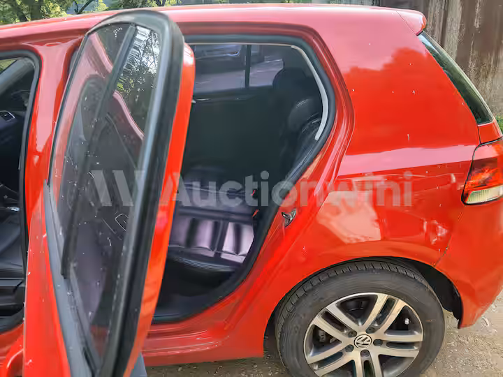 Volkswagen Golf 2011 — 52