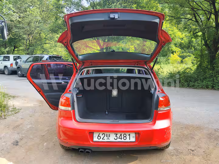 Volkswagen Golf 2011 — 54
