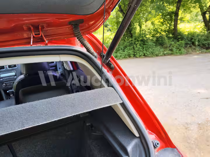 Volkswagen Golf 2011 — 56