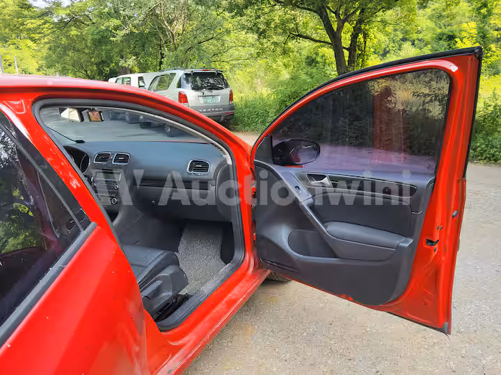 Volkswagen Golf 2011 — 62