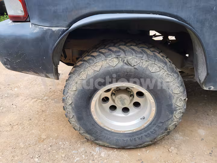 Hyundai Galloper 2001 — 18