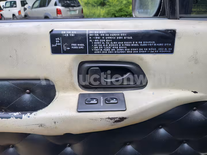 Hyundai Galloper 2001 — 36