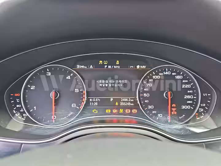 Audi A6 2015 — 24