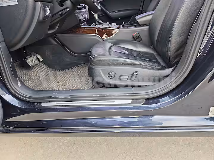 Audi A6 2015 — 60