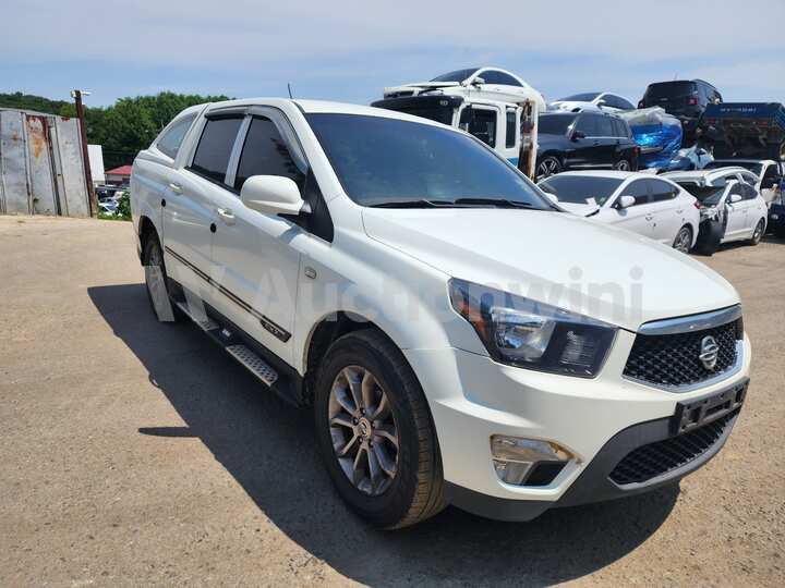 KGM (Ssangyong) Korando 2015 — 3