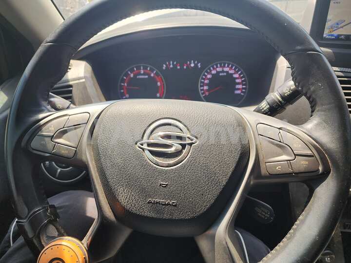 KGM (Ssangyong) Korando 2015 — 31