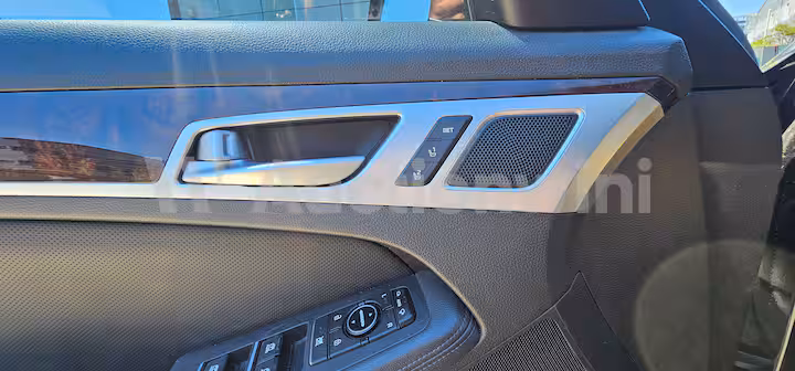 Hyundai Genesis 2015 — 12