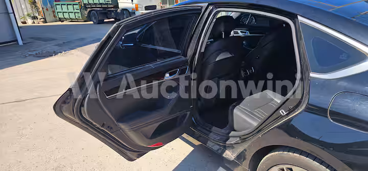 Hyundai Genesis 2015 — 14