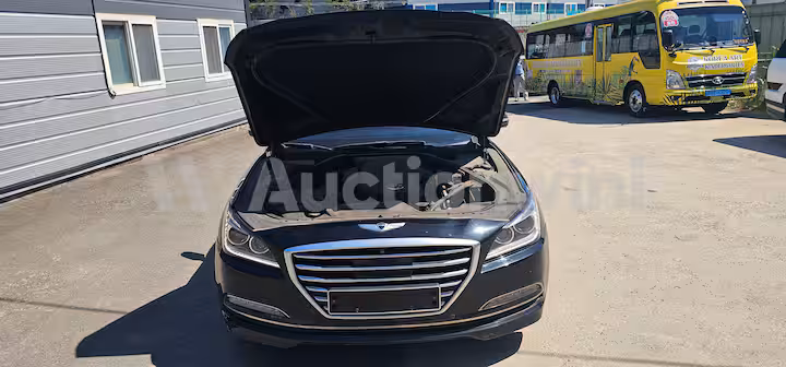 Hyundai Genesis 2015 — 17