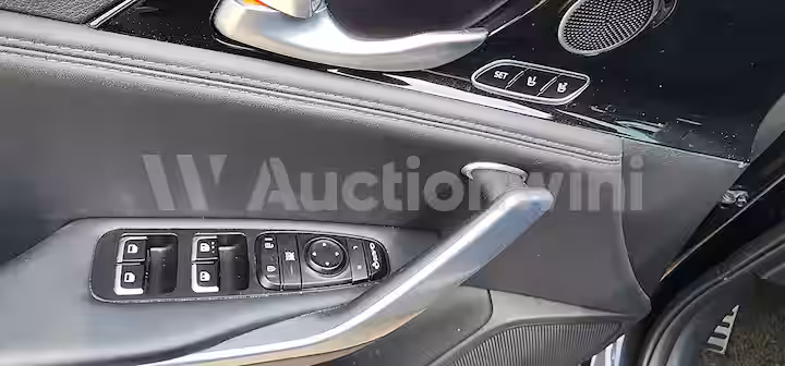 Kia Stinger 2018 — 24
