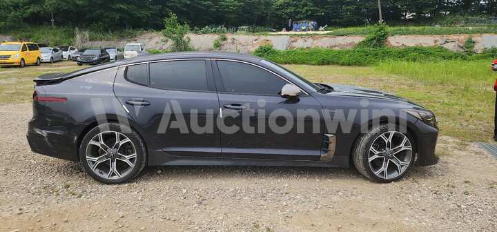 Kia Stinger 2018 — 4