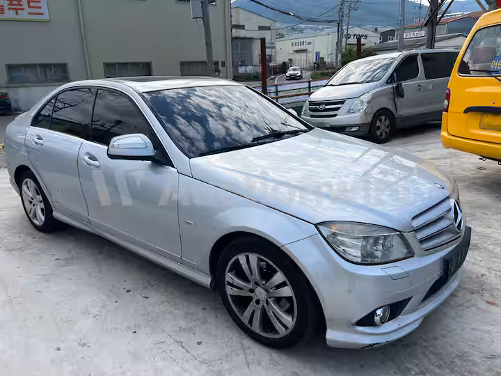 Mercedes Benz C Class 2009 — 2