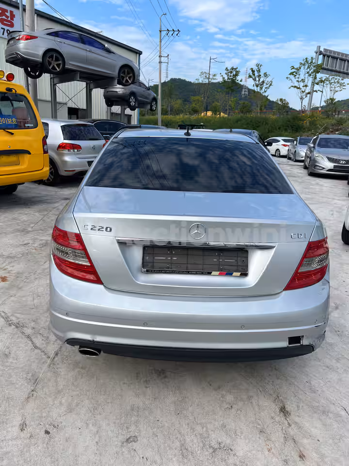 Mercedes Benz C Class 2009 — 5