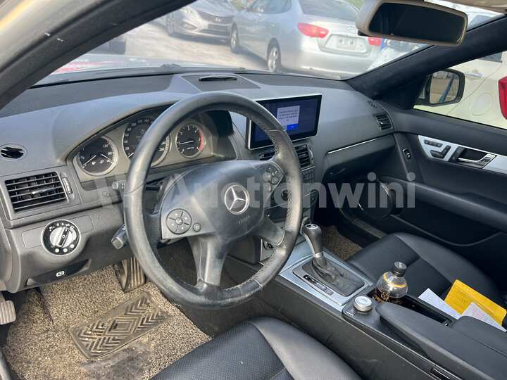 Mercedes Benz C Class 2009 — 10