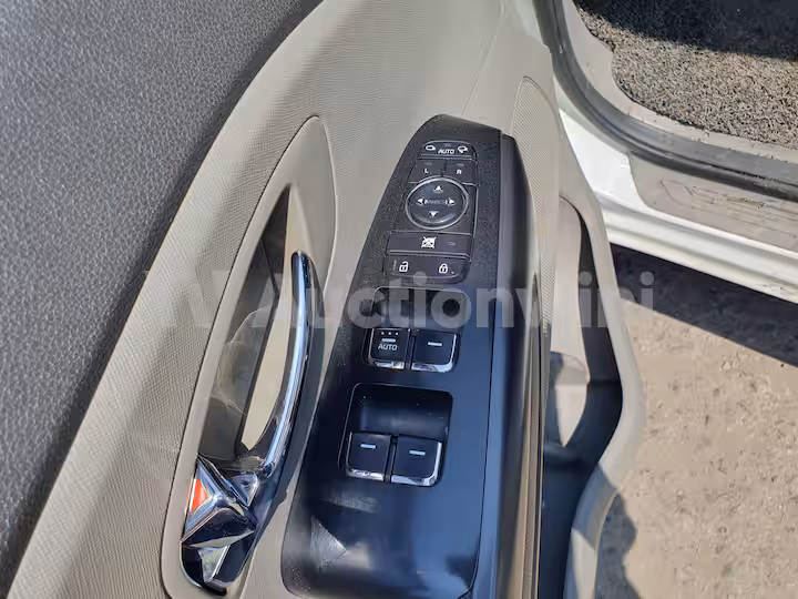 Kia Carnival 2017 — 31