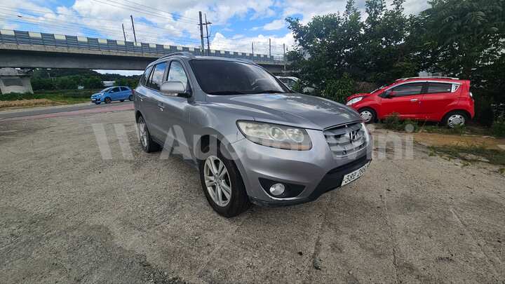 Hyundai SantaFe 2011 — 2