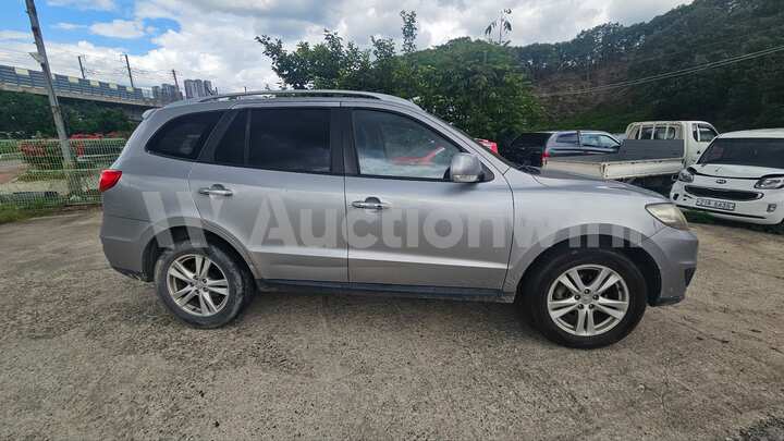 Hyundai SantaFe 2011 — 4