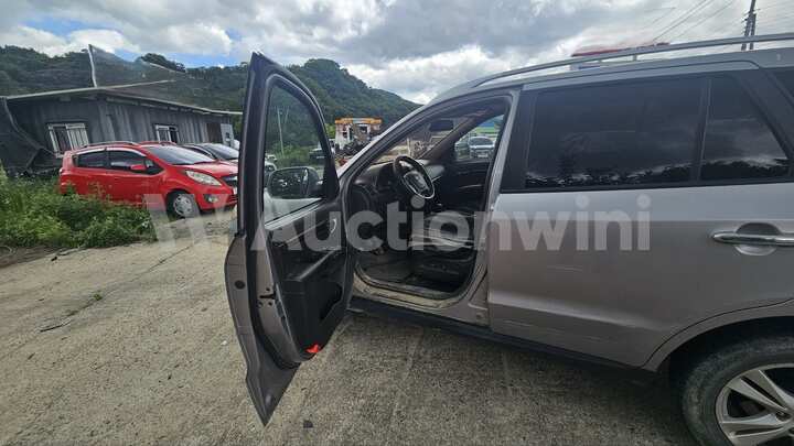 Hyundai SantaFe 2011 — 10