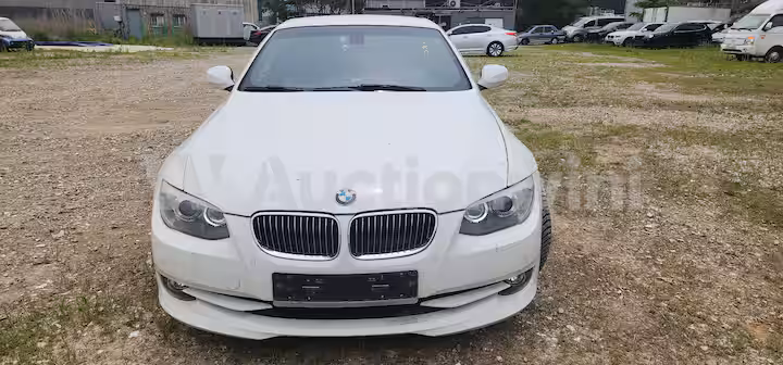 BMW 3 Series 2011 — 2