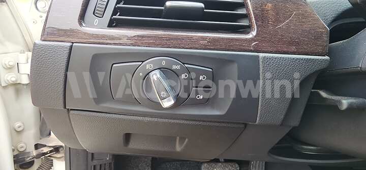 BMW 3 Series 2011 — 18