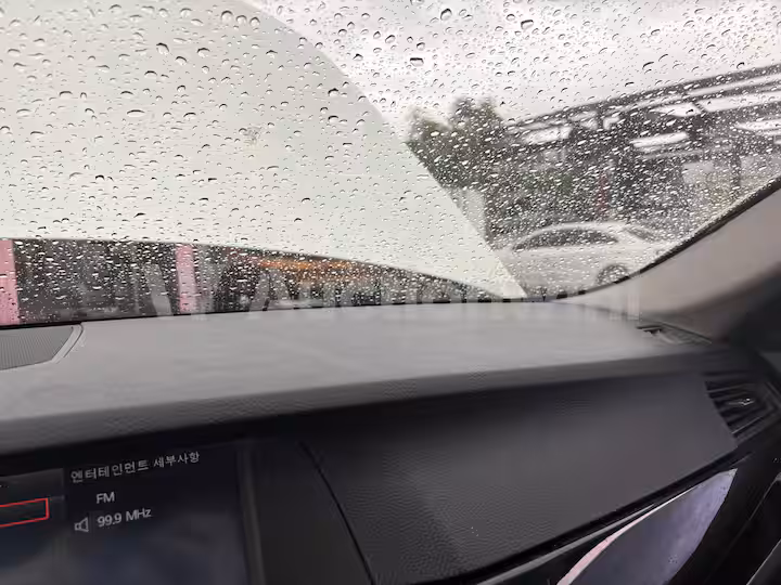 BMW 5 Series 2011 — 18