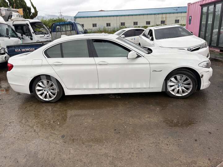 BMW 5 Series 2011 — 4