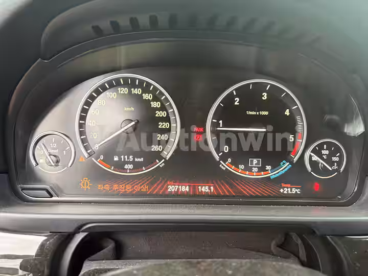 BMW 5 Series 2011 — 10