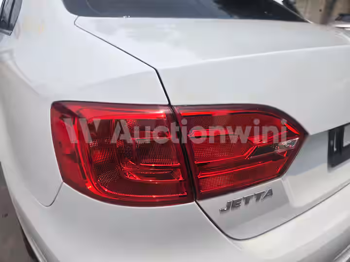 Volkswagen Jetta 2014 — 16