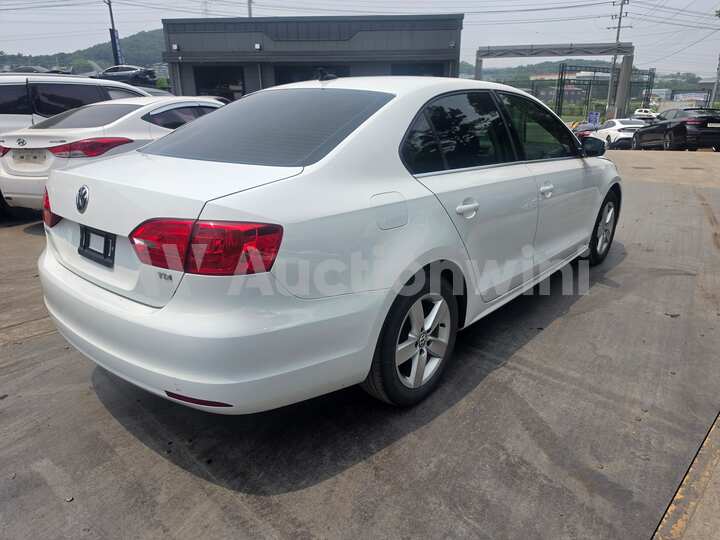 Volkswagen Jetta 2014 — 5